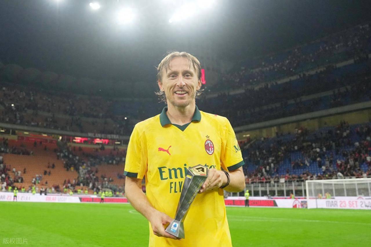 关于转会期意甲传出新动向，罗马门线救险，管理层表态：媒体盛赞，阵容厚度经受考验的信息